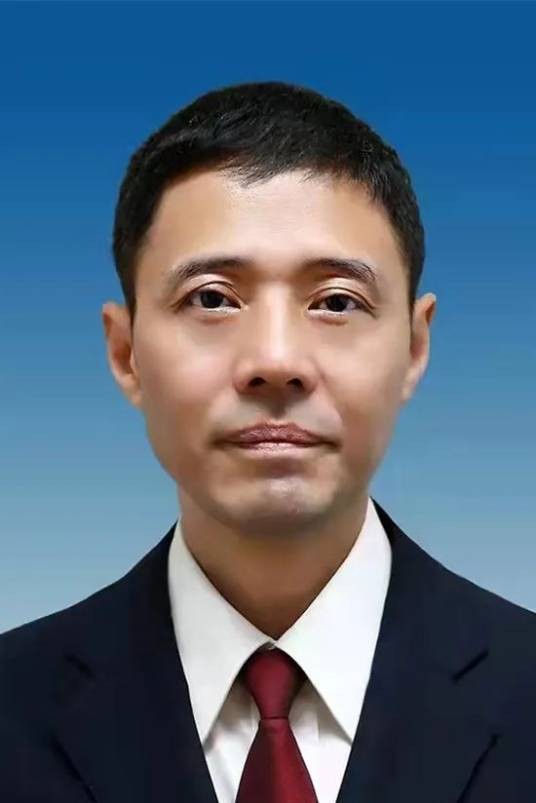 顾颀(福州市政协副主席,民进福建省委会副主委、福州市委会主委)