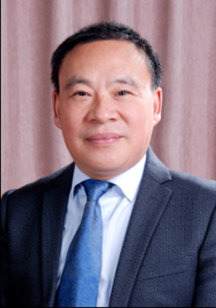何云（四川师范大学商学院教授）