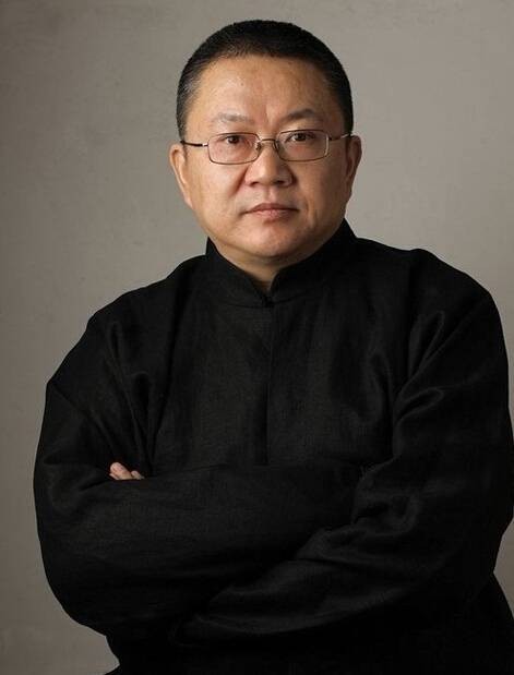 王澍(中国美术学院建筑艺术学院院长、法国建筑科学院外籍院士、建筑学家、建筑教育家、建筑设计师)