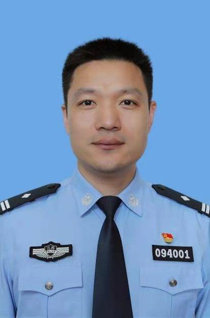 倪亚（江苏省滨海县人民政府副县长）