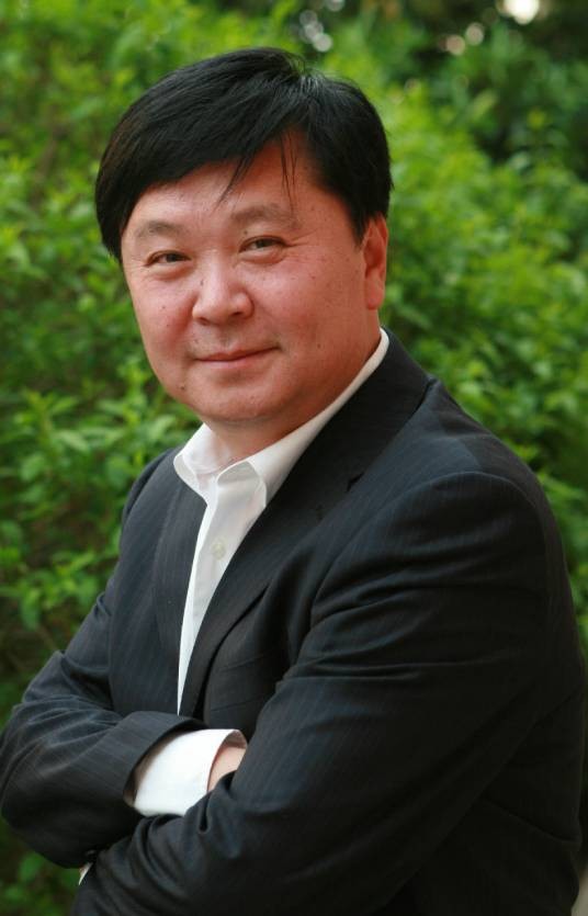 于涌（青岛市广播电视台大型活动部主任）
