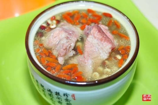 淮山枸杞排骨汤