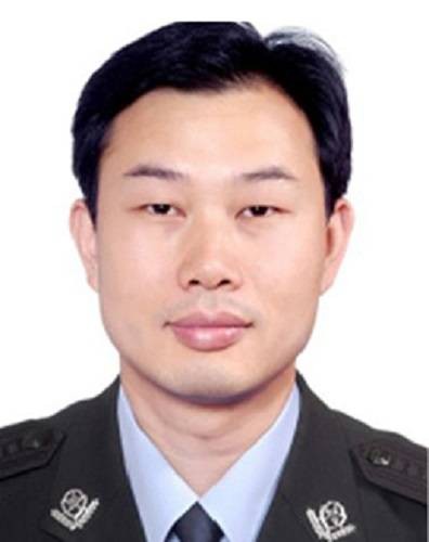 胡建奇（公安部机关党委二级巡视员）