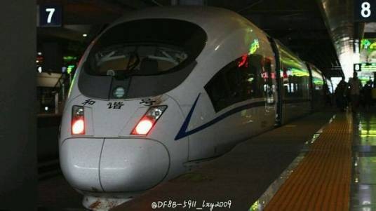 G102次列车