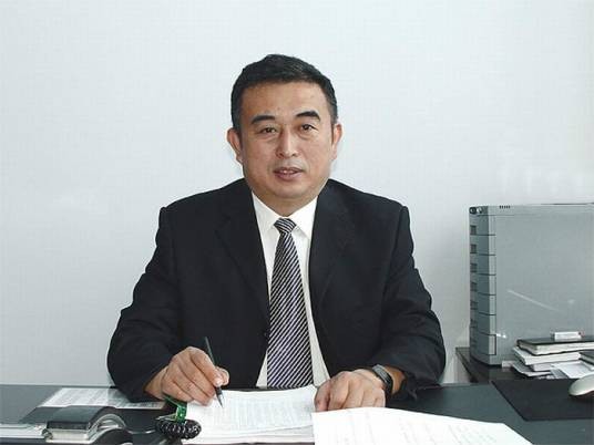张春雷（鸡西市教育局三级调研员）