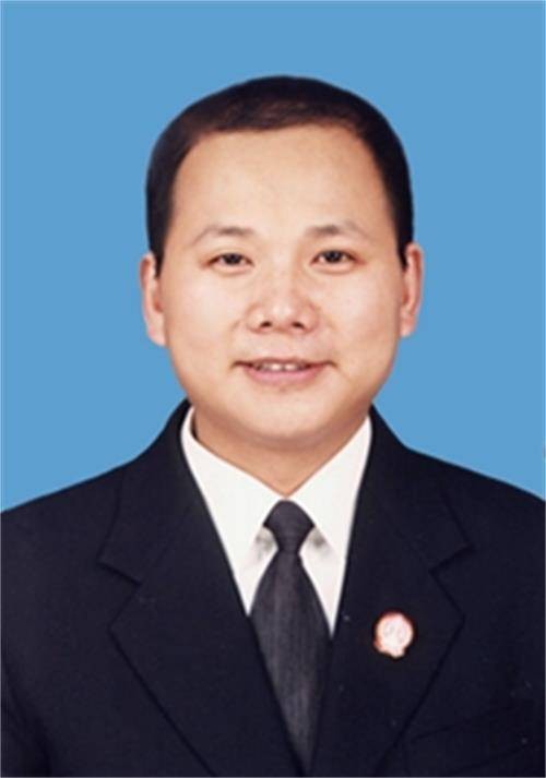 李立新（湖南省长沙市中级人民法院党组书记、院长）