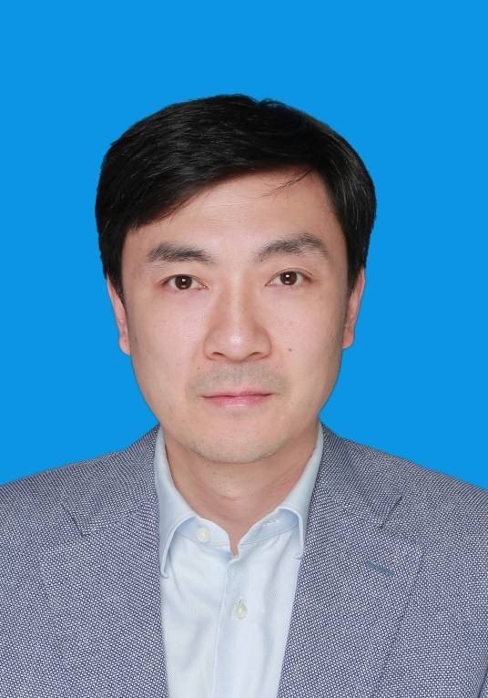 邓超（四川省发展和改革委员会党组成员，省能源局局长）