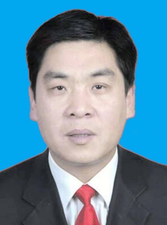 谢东辉（河南省洛阳市孟津区交通运输局党组成员、交通运输综合行政执法大队大队长）