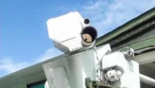 “佩列斯韦特”激光武器