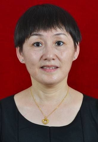邓琳（安徽省铜陵市市政府研究室副调研员）