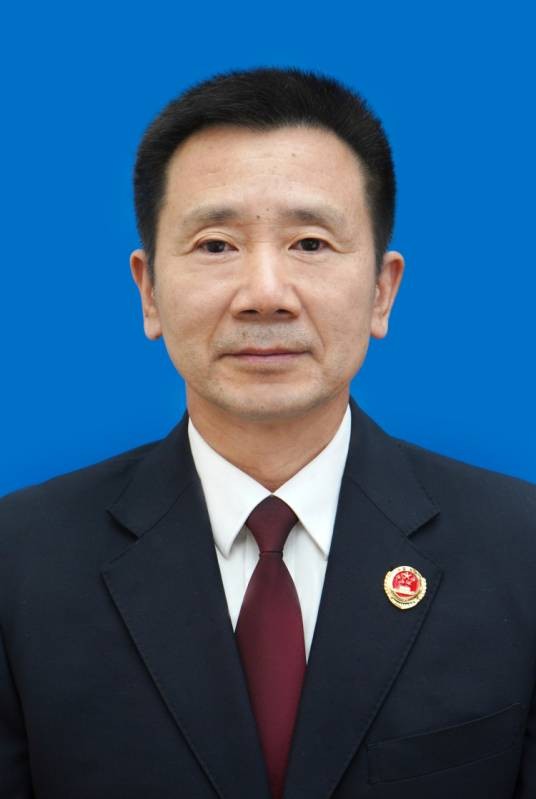 高恩泽（河北省人民检察院检察委员会委员、检察员）