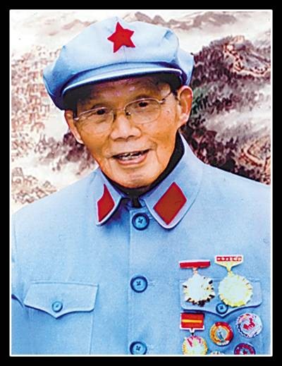 张天伟（原西南民族学院院长）