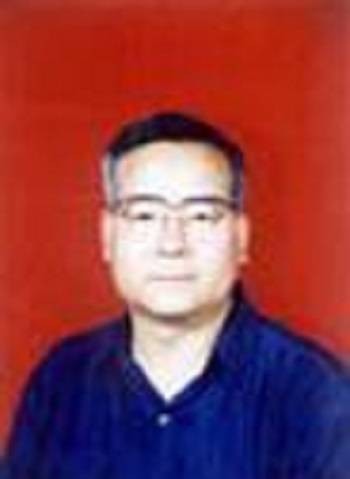 刘兴俊（中国逻辑与语言函授大学艺术系教授）