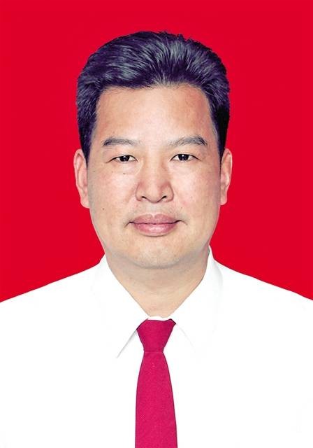 梁虹（四川省隆昌市委常委，市总工会主席）