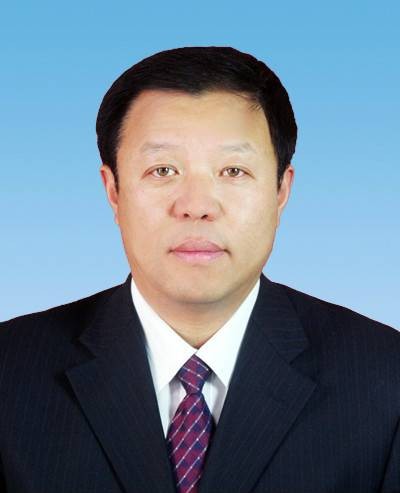 徐阁(吉林省榆树市人大常委会党组副书记、副主任)