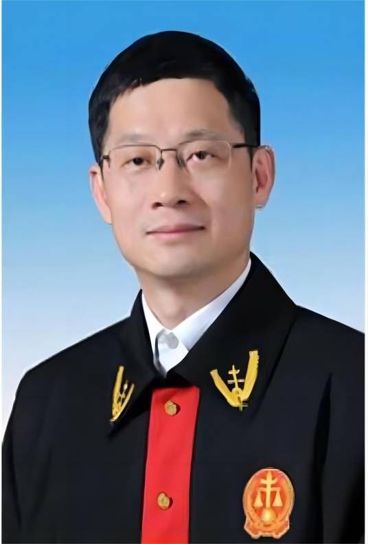 黄志坚（广东省深圳市中级人民法院党组成员、副院长、审判委员会委员）