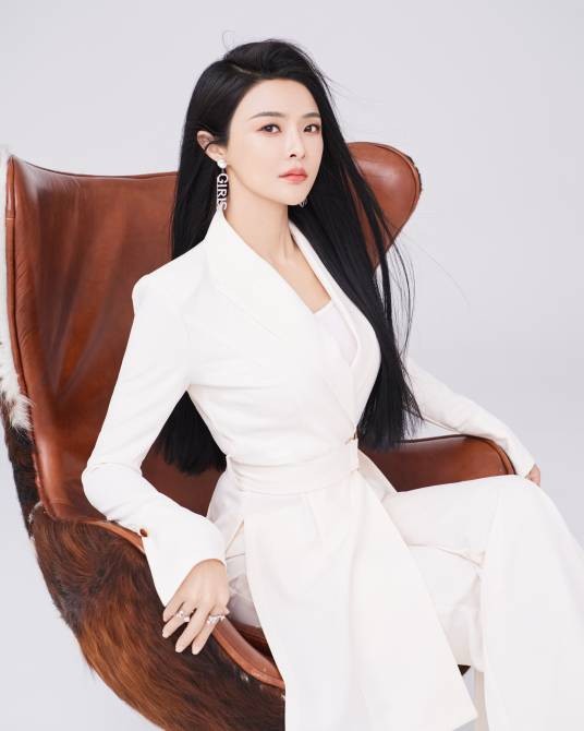 唐薇（中国内地女歌手）