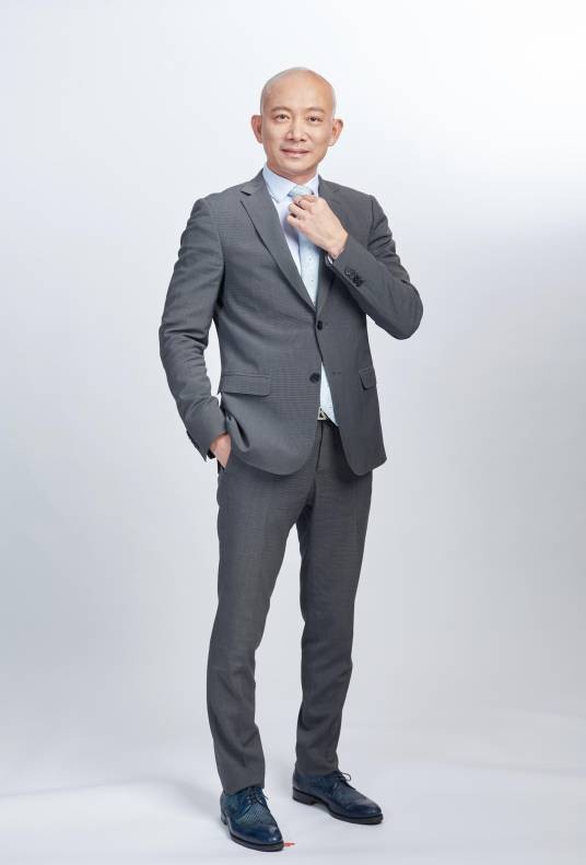 黄文雄（重庆金融资产交易所有限责任公司CEO）