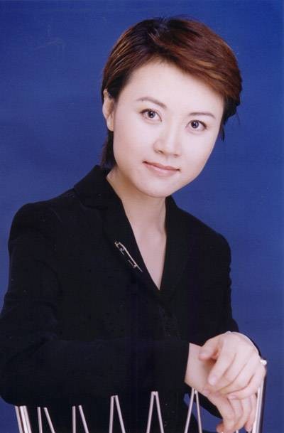 王远远(深圳电视台财经生活频道节目主持人)
