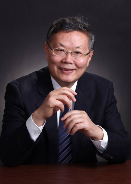何清华（山河智能装备股份有限公司创始人、名誉董事长）