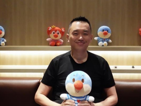翟健（雷霆游戏CEO）