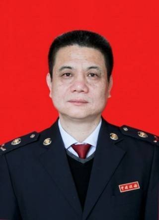 徐晓峰(国家税务总局上饶市广丰区税务局党委副书记、副局长(正科长级).)