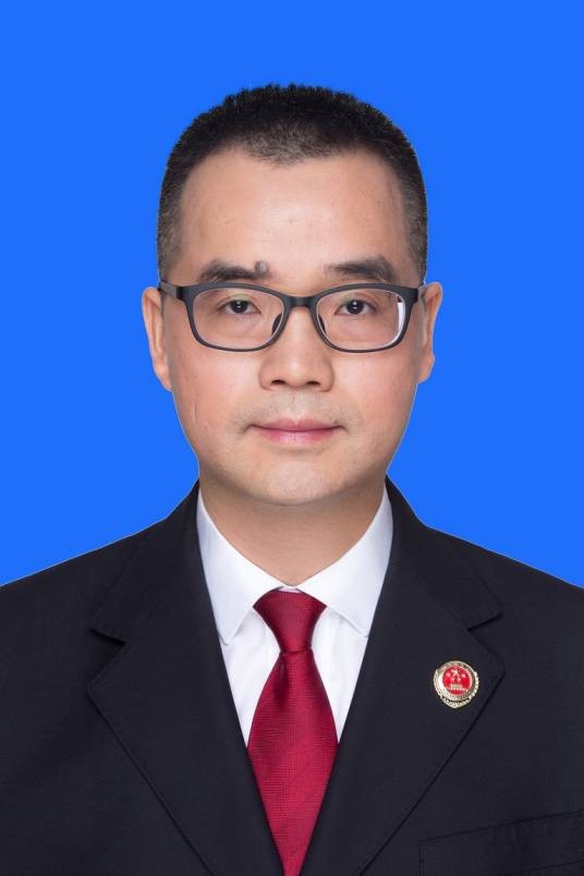 彭波(重庆市黔江区人民检察院党组书记、检察长)