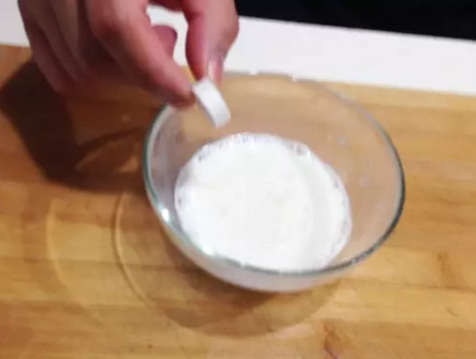 蛋白柠檬面膜