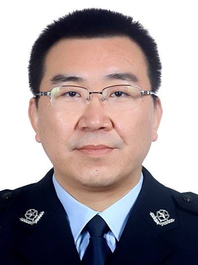 李鹏（山东省聊城市公安局党委委员、副局长）