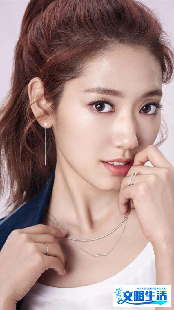 李敏镐唯一钟情的裴智秀却不能在一起，与妍英朴敏英传绯闻却澄清