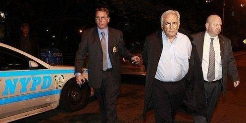 卡恩事件之一：10年前，卡恩飞到纽约后被捕，阴谋、企图、利益？