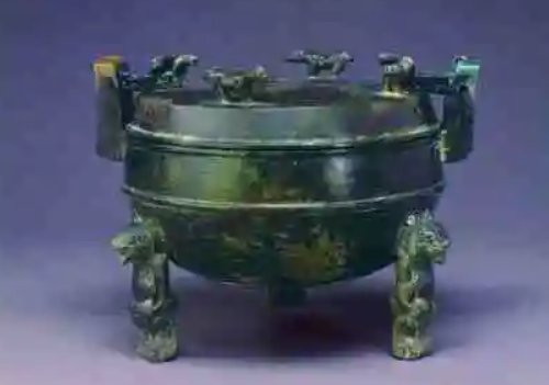 2000年前的小熊“高压锅” 在哪里出土的？