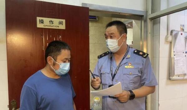 罚款50元,郑州市区开出首张“不戴口罩”罚单