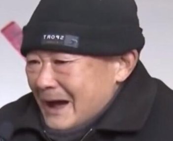 被千元假钞骗走半扇猪肉的老人发声，骗子已落网，将会面临什么处罚？