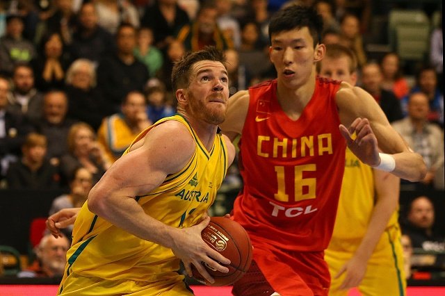 火箭队裁掉周琦,为何中国大魔王周琦难在NBA立足?