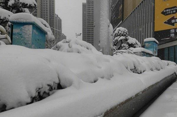 湖南大雪多地宣布停课放假（因为下大雪学校通知停课）