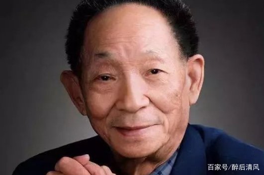 袁隆平奉献一生住宅朴素，董卿豪宅却宛如宫殿，为什么吉克隽逸被吐槽？