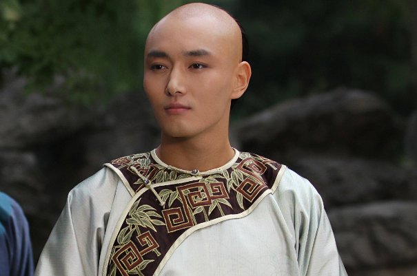 康熙的儿子老十的爵位,为什么会比老九的高呢?