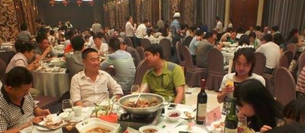 青海餐饮恢复营业，怎么外出就餐