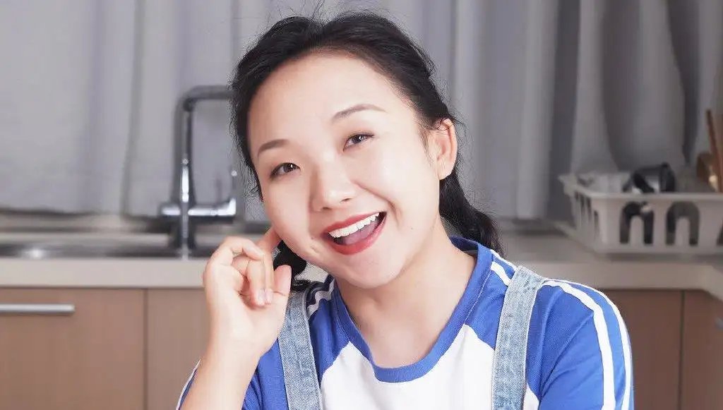 冲上热搜!辣目洋子向尹浩宇道歉,他们之间究竟发生了什么?
