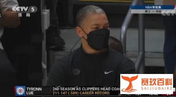央视复播NBA引热议!网友态度大相径庭,解说员迫于压力清空微博
