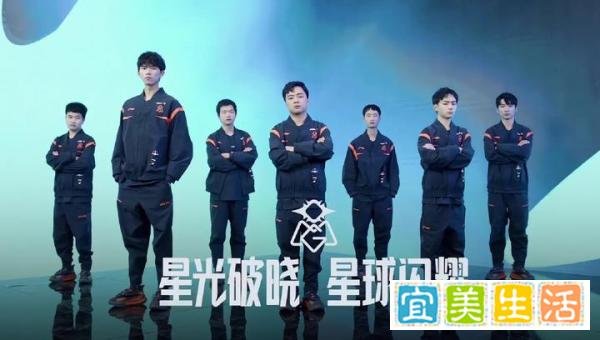 Uzi首次淘汰OMG,赛后绷不住哭了,第四局压力拉满,处于崩溃边缘