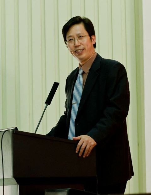 黄明理的人物简介