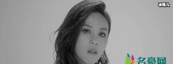 李佳薇兼职房产中介 “铁肺女王”现状曝光让人吃惊不已