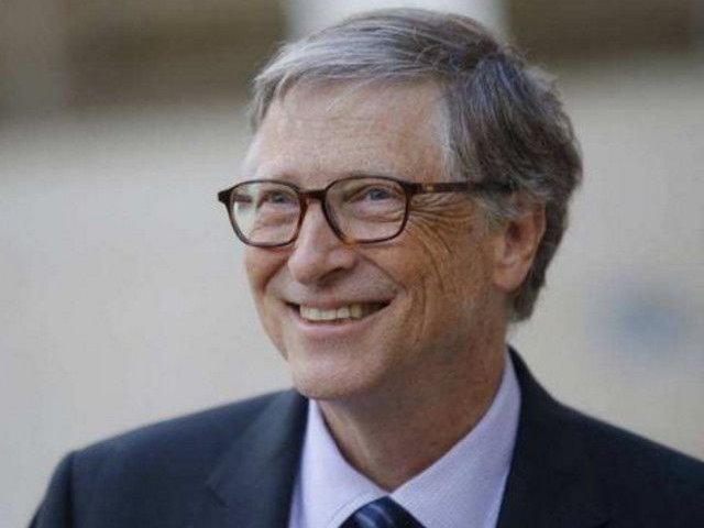 比尔盖茨退休后 微软公司被谁接手
