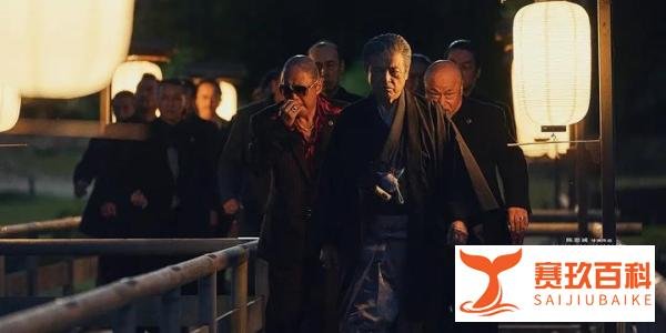 《唐人街探案3》—— 一边干饭,一边看“唐3”,真的一点不耽误