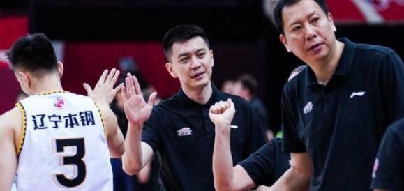 杨鸣将继续担任辽宁男篮主帅 这是咋情况？