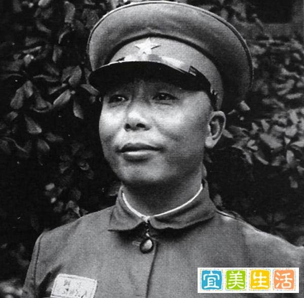 宋时轮从朝鲜回国,虽获得上将军衔却不再带兵,先当校长后当院长