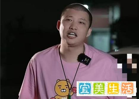 二驴表示占位辛巴怒怼D音，二驴调侃辛巴骂张一鸣都给骂老美去了