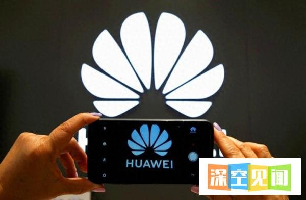 遥遥领先?华为Mate60系列:首发卫星电话功能!